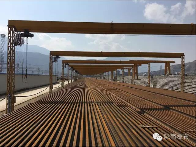 蘭渝鐵路最新進(jìn)展！除胡麻嶺隧道外已全線鋪通