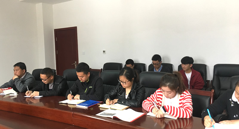 市龍江城鄉(xiāng)發(fā)展集團專題學(xué)習(xí)近期中央、省、市紀律檢查委員會議精神
